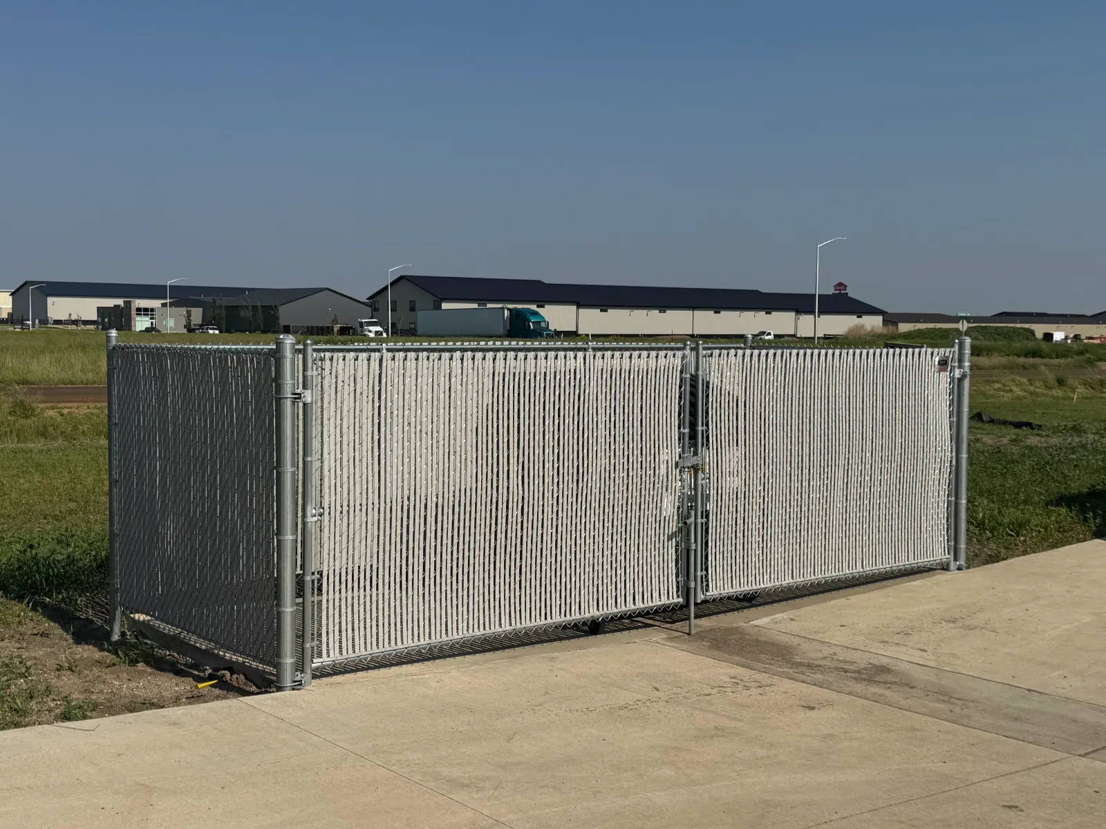 Commercial chain link