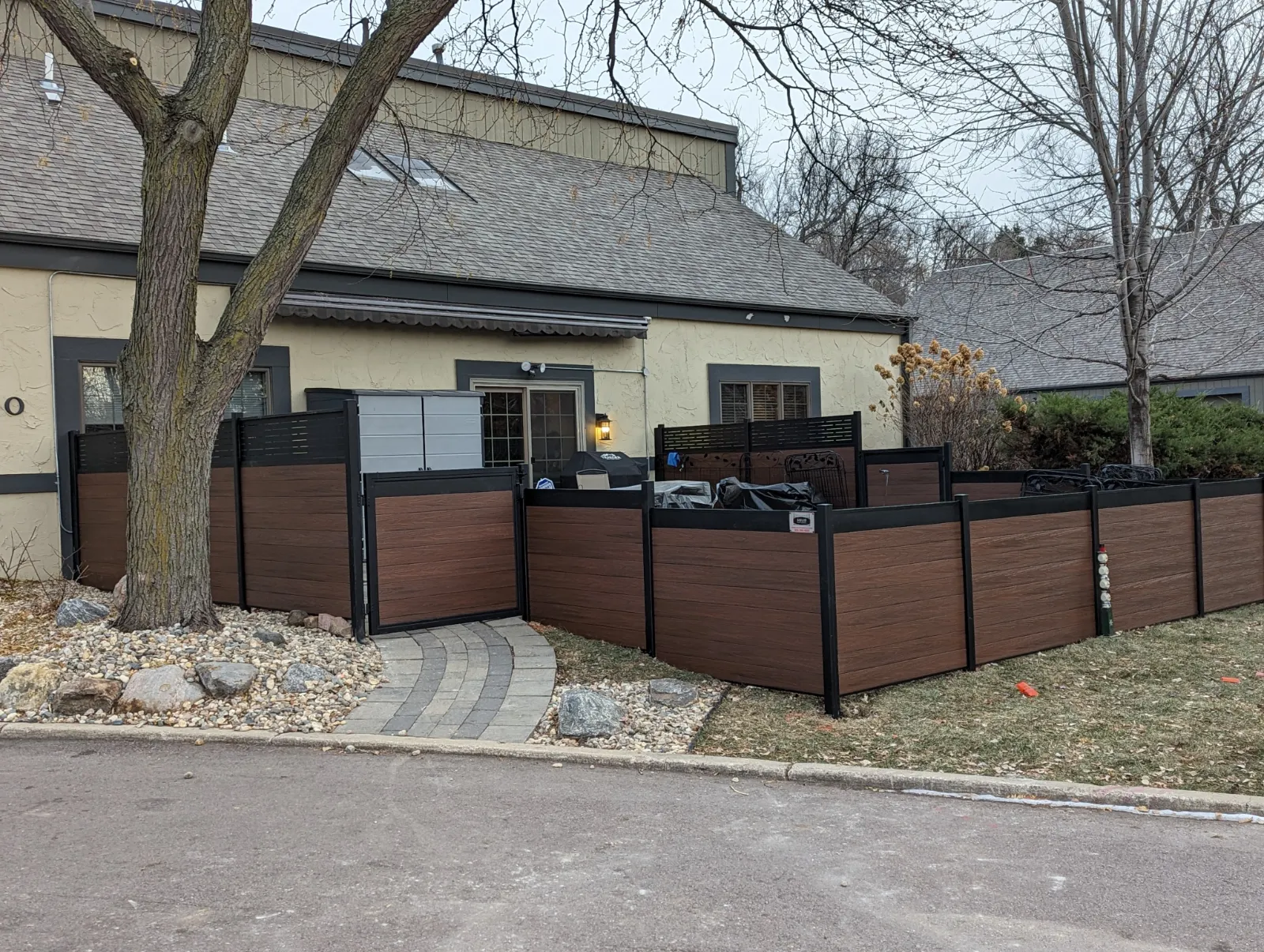 Vinyl fence